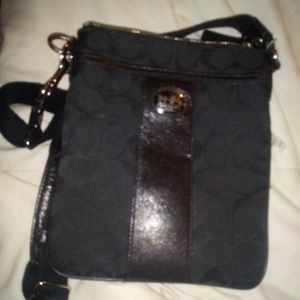 Coach sutton signature swingpack